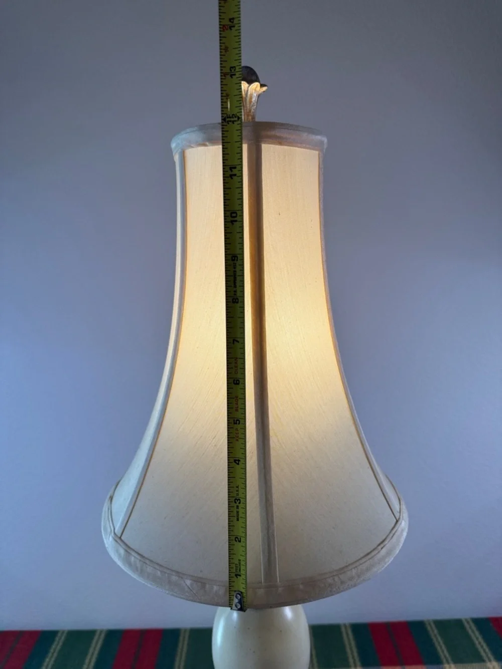 Cream and Gold Floral Accent Brass Table Lamp - Elegant Home Accent